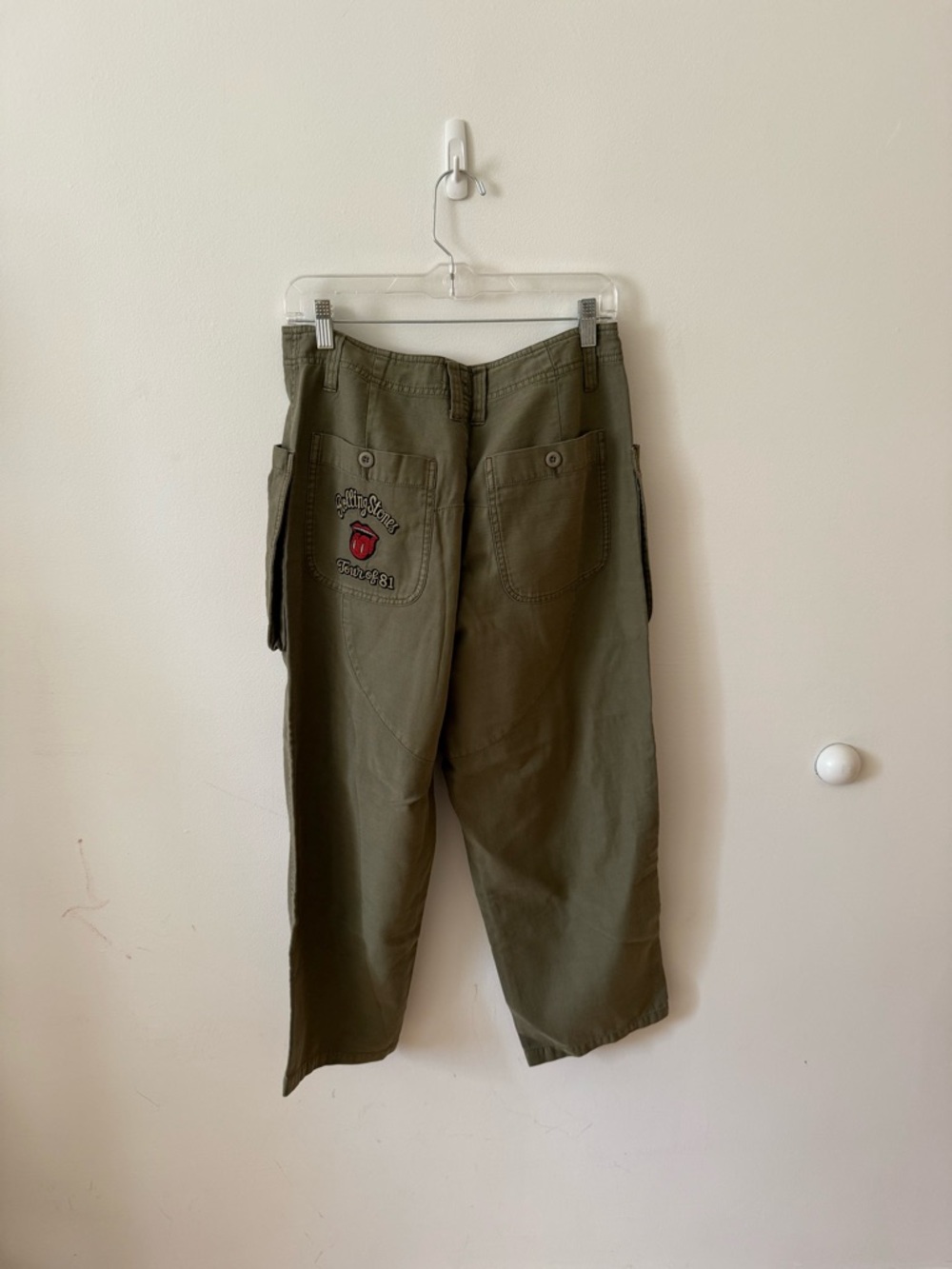 Lucky Brand Rolling Stones pants - Picture 6 of 8